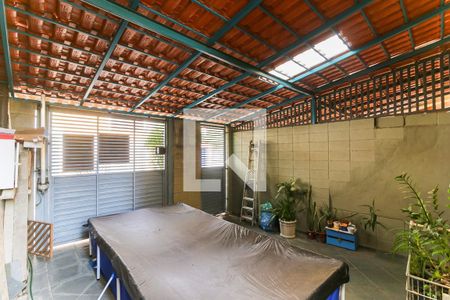 Casa à venda com 100m², 3 quartos e 2 vagas Casa à venda com 100m², 3 quartos e 2 vagasGaragem