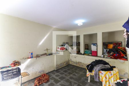 Casa à venda com 100m², 3 quartos e 2 vagas Casa à venda com 100m², 3 quartos e 2 vagasÁrea de Serviço