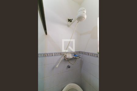Casa à venda com 100m², 3 quartos e 2 vagas Casa à venda com 100m², 3 quartos e 2 vagasBanheiro