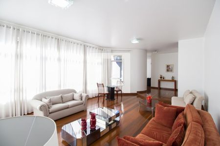 Sala 1 de apartamento à venda com 4 quartos, 234m² em Lourdes, Belo Horizonte