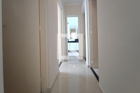 Corredor Quartos de apartamento para alugar com 3 quartos, 95m² em Jardim do Trevo, Campinas