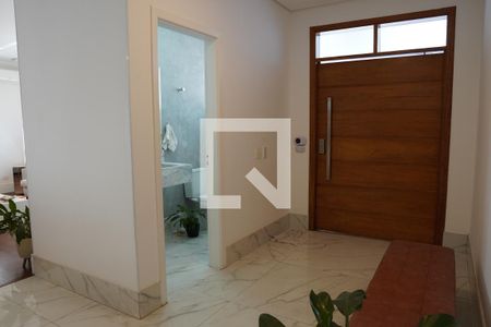 Hall de entrada de casa para alugar com 4 quartos, 278m² em Boaçava, São Paulo