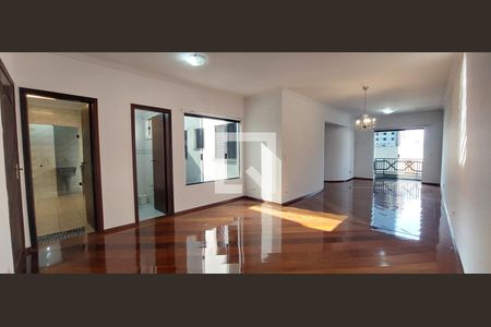 Apartamento para alugar com 3 quartos, 123m² em Jardim, Santo André