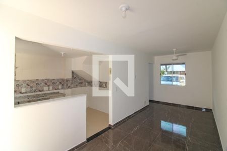 Sala de casa de condomínio à venda com 3 quartos, 85m² em Vargem Pequena, Rio de Janeiro