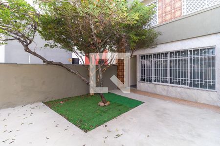 Entrada de casa para alugar com 1 quarto, 160m² em Vila Ema, São Paulo