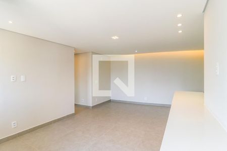 Sala de apartamento à venda com 2 quartos, 93m² em Vila Cordeiro, São Paulo