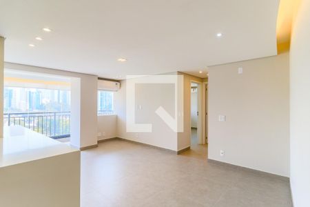 Sala de apartamento à venda com 2 quartos, 93m² em Vila Cordeiro, São Paulo