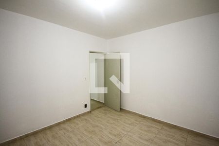 Quarto 1 de casa à venda com 3 quartos, 200m² em Vila California, São Paulo