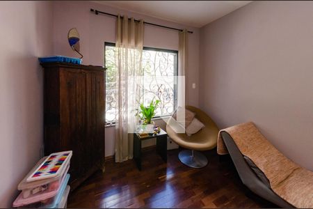 Sala 2 de casa à venda com 4 quartos, 400m² em Serra, Belo Horizonte