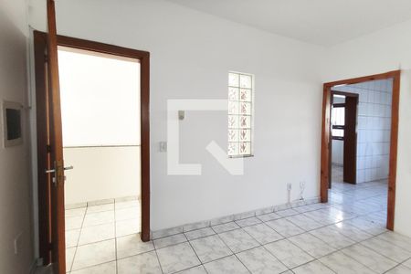 Sala de casa para alugar com 4 quartos, 63m² em Scharlau, São Leopoldo