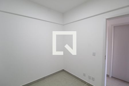 Quarto de apartamento para alugar com 3 quartos, 72m² em Alto Umuarama, Uberlândia