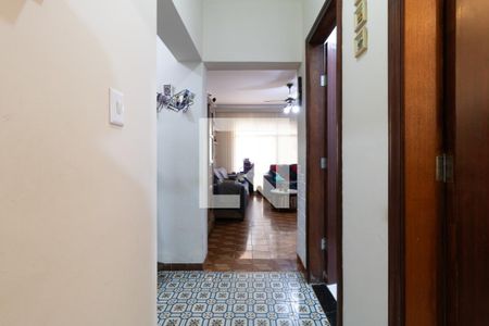 Corredor de casa à venda com 4 quartos, 200m² em Vila Ema, São Paulo