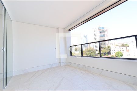 Varanda de apartamento para alugar com 3 quartos, 150m² em Serra, Belo Horizonte