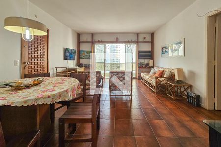 Sala de apartamento para alugar com 3 quartos, 120m² em Centro, Guarujá