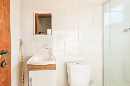 Casa de condomínio para alugar com 70m², 2 quartos e 1 vaga Casa de condomínio para alugar com 70m², 2 quartos e 1 vagaBanheiro