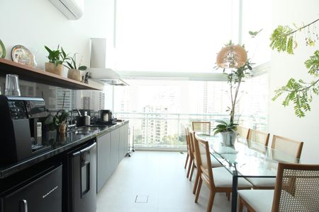Apartamento para alugar com 3 quartos, 138m² em Vila Andrade, São Paulo