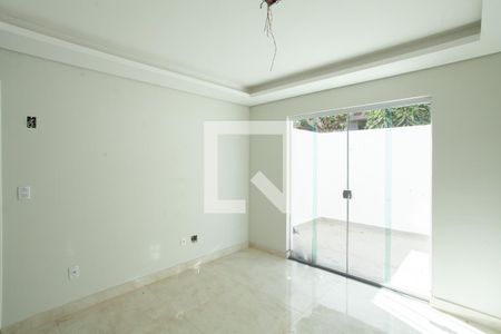 Sala de apartamento à venda com 3 quartos, 75m² em Santa Monica, Belo Horizonte