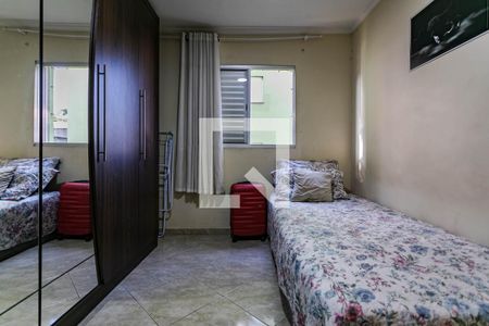 Quarto 1  de apartamento para alugar com 2 quartos, 48m² em Jardim Marica, Mogi das Cruzes