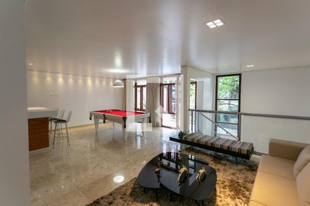 Sala de casa à venda com 4 quartos, 470m² em São Lucas, Belo Horizonte