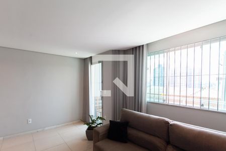 Sala de casa à venda com 3 quartos, 152m² em Santa Branca, Belo Horizonte