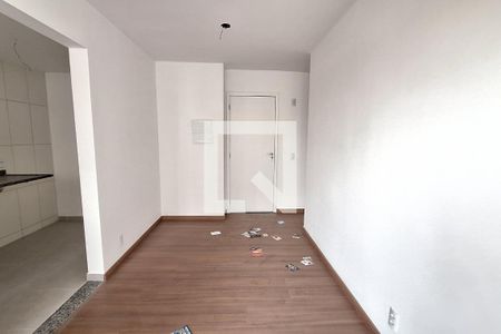 Sala de apartamento para alugar com 2 quartos, 54m² em Figueira, Duque de Caxias