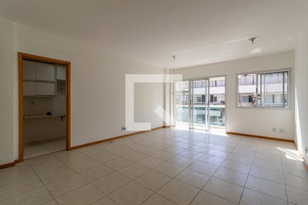 Apartamento à venda com 96m², 3 quartos e 1 vagaSala