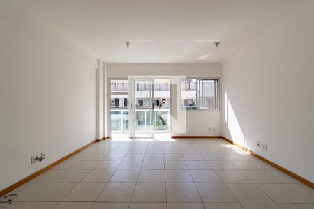 Apartamento à venda com 96m², 3 quartos e 1 vagaSala