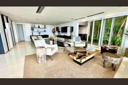 Casa à venda com 3 quartos, 750m² em Joá, Rio de Janeiro