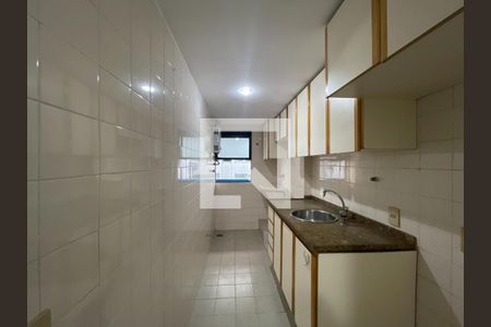 Apartamento à venda com 2 quartos, 76m² em Copacabana, Rio de Janeiro