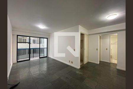 Apartamento à venda com 2 quartos, 76m² em Copacabana, Rio de Janeiro