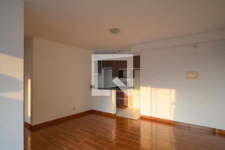 Apartamento para alugar com 3 quartos, 65m² em Jardim Santa Emilia, São Paulo