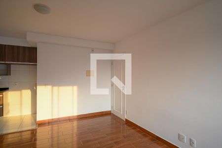 Apartamento para alugar com 3 quartos, 65m² em Jardim Santa Emilia, São Paulo