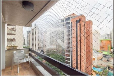 Apartamento à venda com 4 quartos, 200m² em Moema, São Paulo