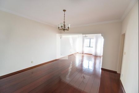 Sala de apartamento para alugar com 3 quartos, 125m² em Centro, Taubaté