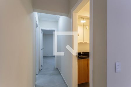 Corredor de apartamento para alugar com 2 quartos, 74m² em Moema, São Paulo