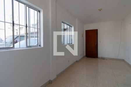 Apartamento para alugar com 2 quartos, 40m² em Vila Dalva, São Paulo