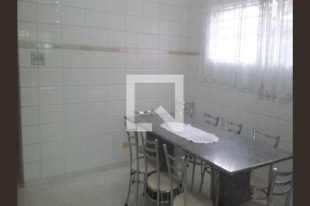 Casa à venda com 3 quartos, 228m² em Butantã, São Paulo