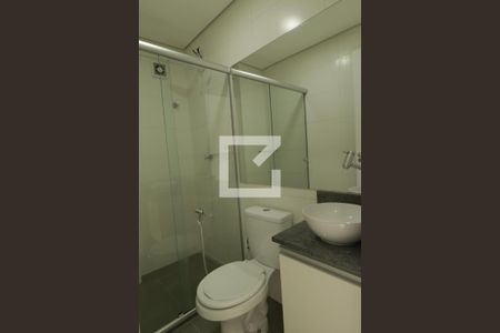 Banheiro de kitnet/studio para alugar com 1 quarto, 23m² em Vila Amelia, Ribeirão Preto