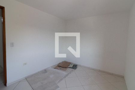 Quarto 2 de apartamento para alugar com 2 quartos, 40m² em Vila Dalva, São Paulo