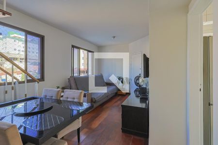 Sala de apartamento à venda com 4 quartos, 180m² em Sagrada Família, Belo Horizonte