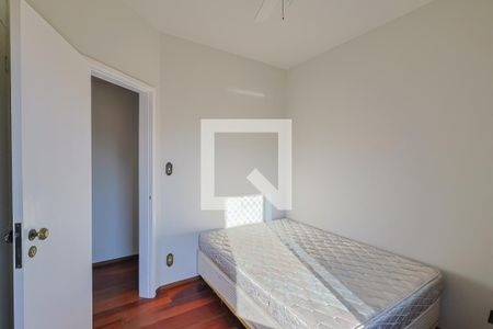 Quarto 1 de apartamento à venda com 4 quartos, 180m² em Sagrada Família, Belo Horizonte