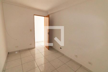 Quarto 1 de apartamento para alugar com 2 quartos, 35m² em Vila Dalva, São Paulo