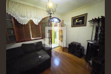 Sala de casa à venda com 4 quartos, 100m² em Eldorado, Contagem