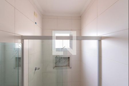 Banheiro de apartamento à venda com 2 quartos, 45m² em Vila Progresso, Santo André