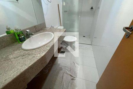 Banheiro - Torneira de apartamento para alugar com 1 quarto, 60m² em Centro, Duque de Caxias