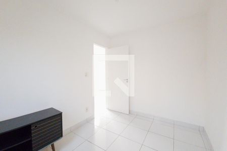 Quarto 2 de apartamento para alugar com 2 quartos, 45m² em Jardim California, Jacareí