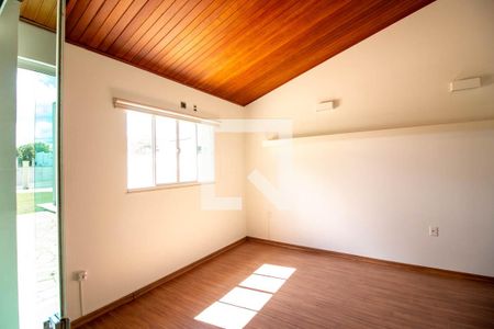 Quarto I - Suíte de casa de condomínio para alugar com 4 quartos, 200m² em Setor Habitacional Jardim Botânico, Brasília