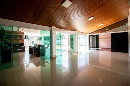 Sala de casa de condomínio para alugar com 4 quartos, 200m² em Setor Habitacional Jardim Botânico, Brasília