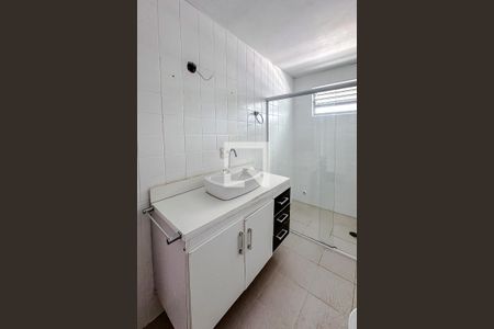 Banheiro de apartamento para alugar com 1 quarto, 60m² em Vila Mariana, São Paulo