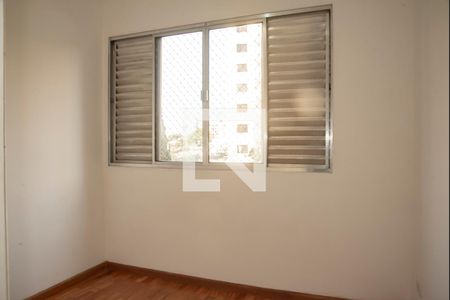 Quarto 1 de apartamento para alugar com 2 quartos, 58m² em Parque Imperial, São Paulo